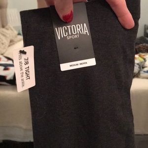 VS leggings NWT